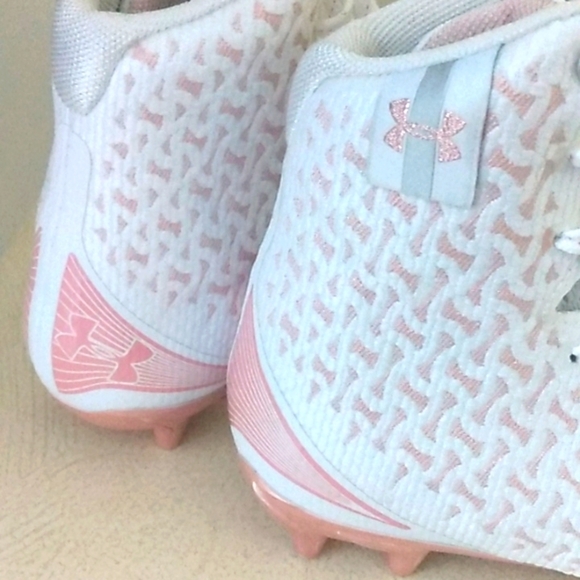 UNDER ARMOUR WOMENS ROSE GOLD WHITE HIGHLIGHT MC LACROSSE CLEATS SIZE 5.5 NWOT - Picture 6 of 15